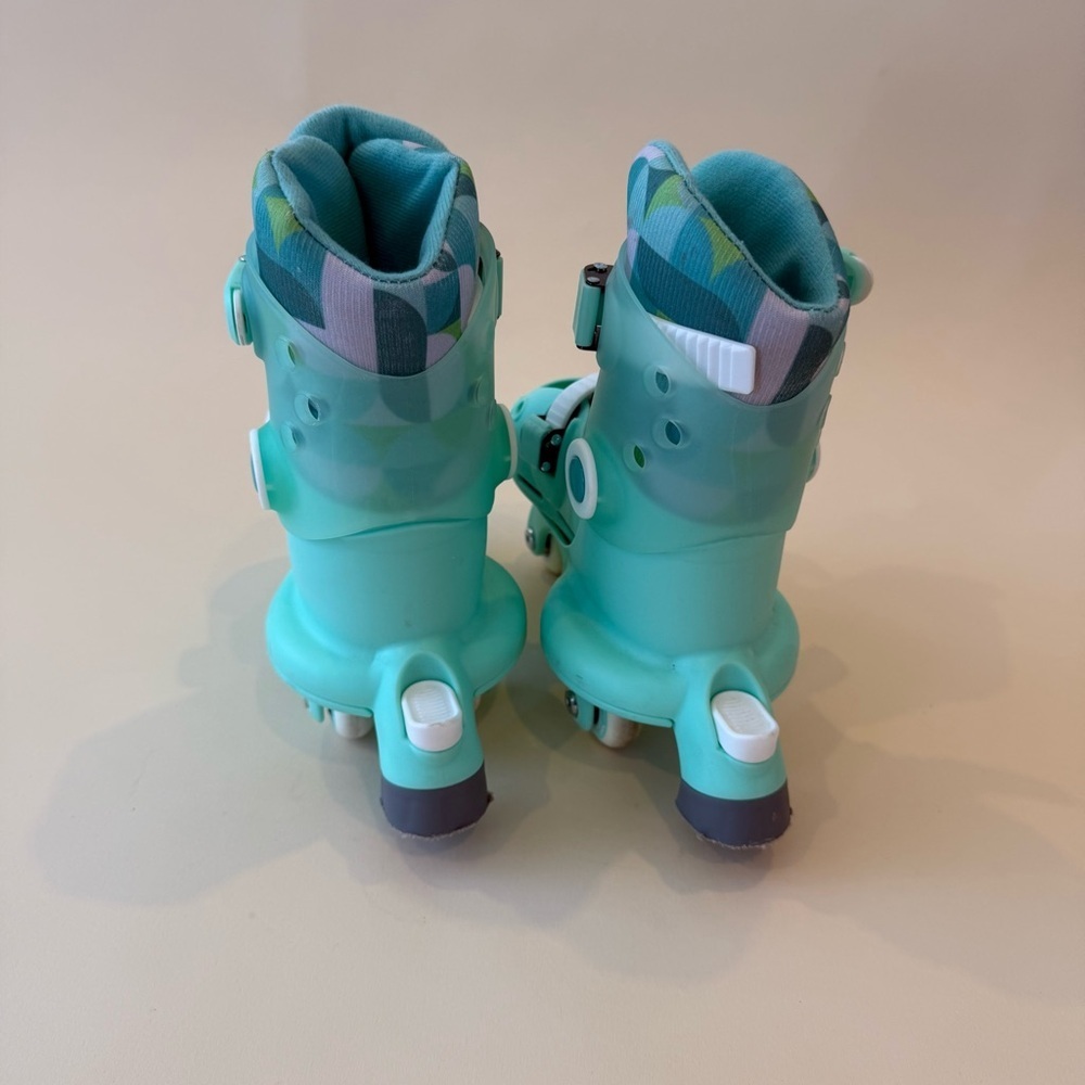 Yvolution Kids Adjustable Roller Skates - Picture 6 of 6